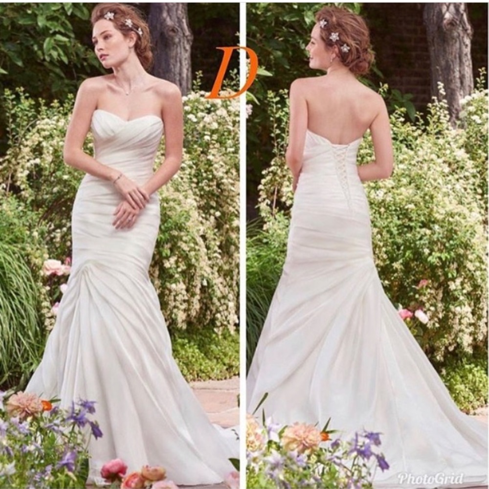 Brand New Wedding Dress